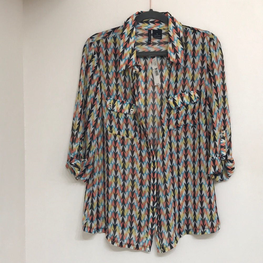Retro shirt. Sheer NWT